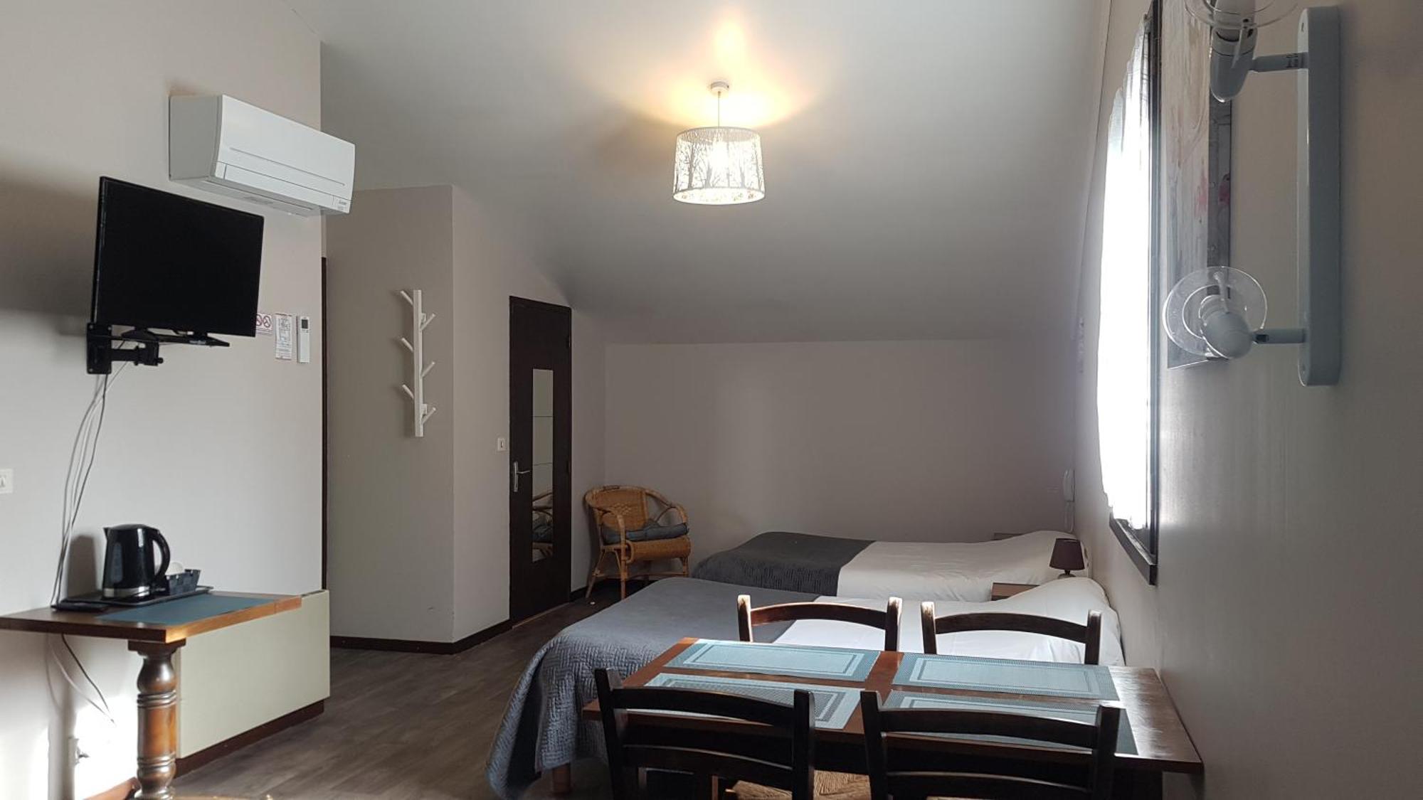 Relais De Frejeroques Hotel 2*