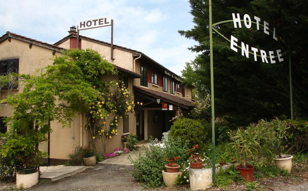 Hotel Logis Relais De Frejeroques 2*