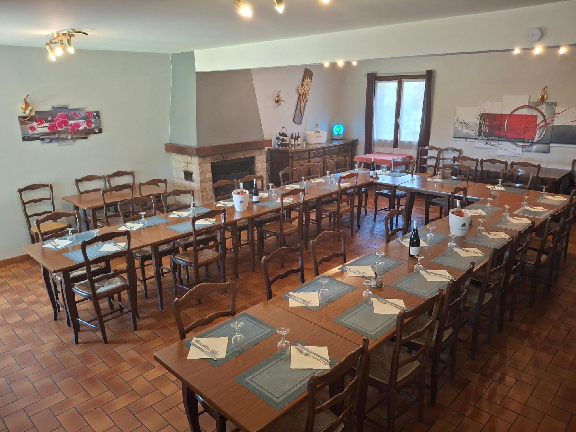 Logis Relais De Frejeroques Hotel Foissac (Aveyron)