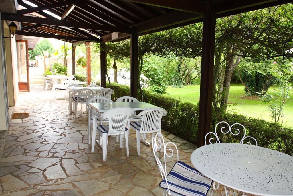Hotel Logis Relais De Frejeroques 2*