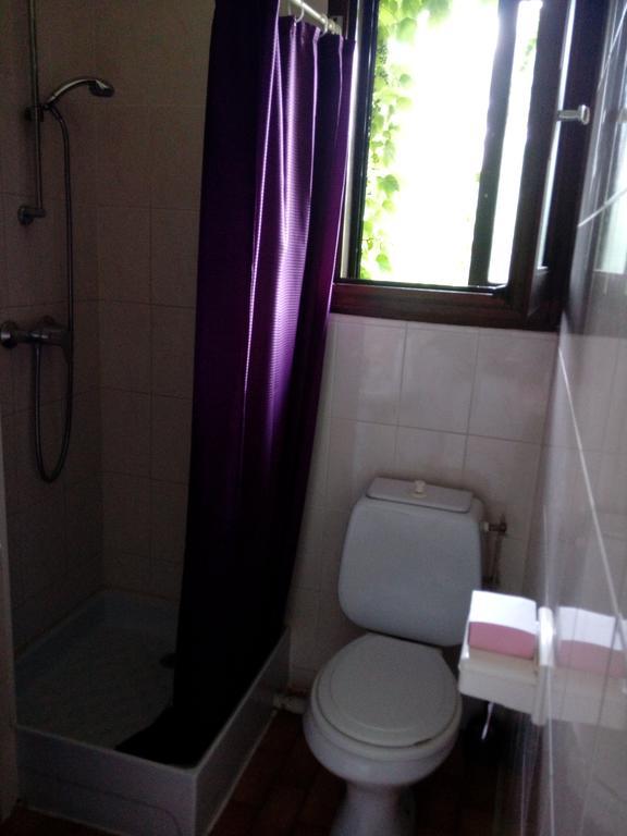 Logis Relais De Frejeroques Foissac (Aveyron)